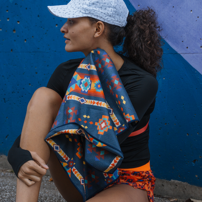 Person using the Aztec Mini Towel