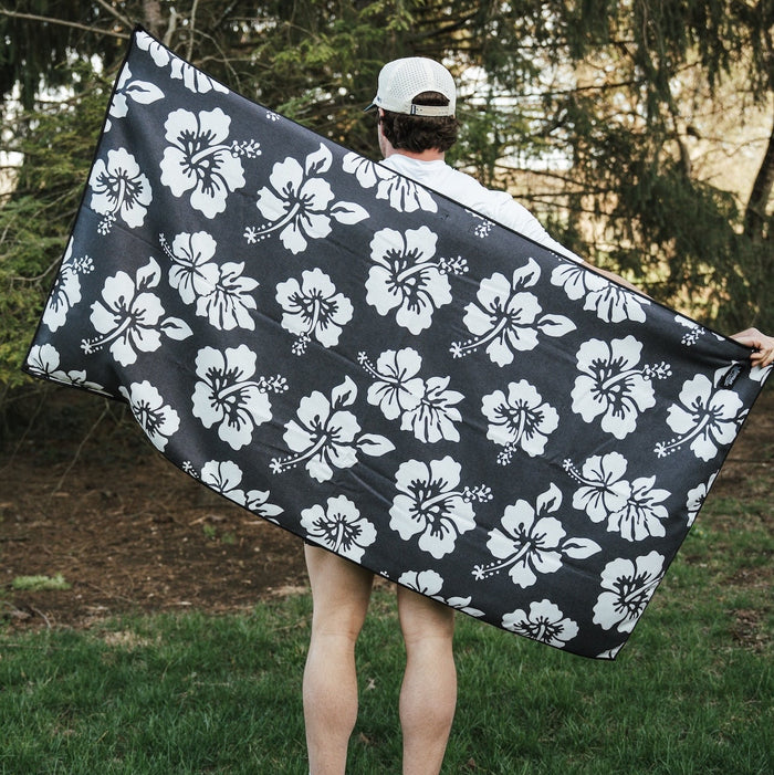 Flex on the Beach - Black Car Seat Cover Towel w/ Snaps