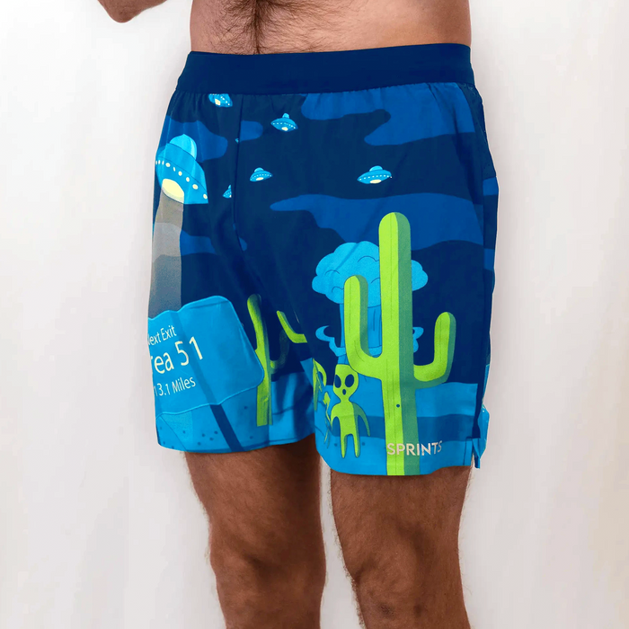 Mens Avigate 5" Fusion Short - Uninvited Alien Antics