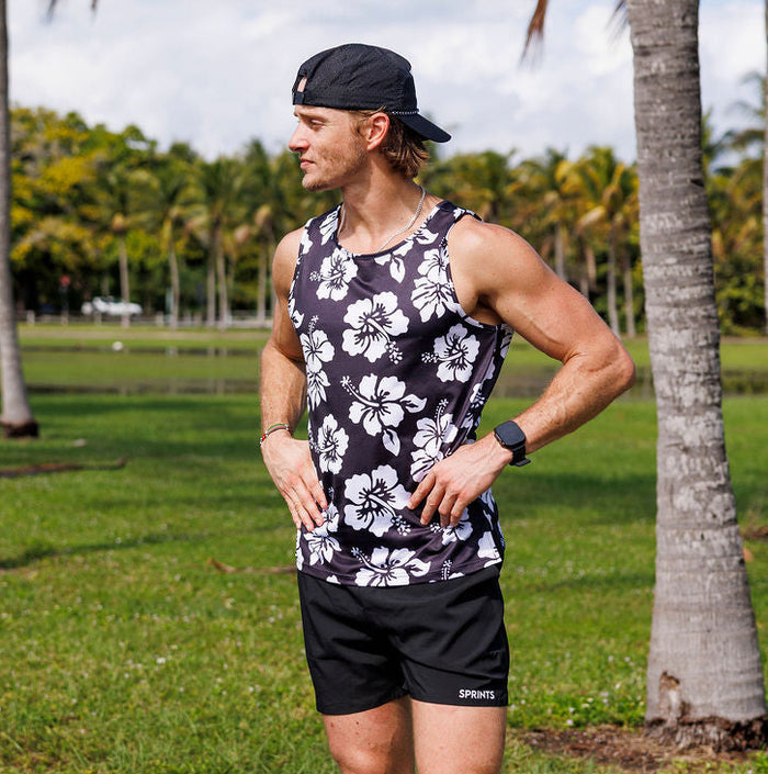 Man wearing the Flex on the Beach Running Tank