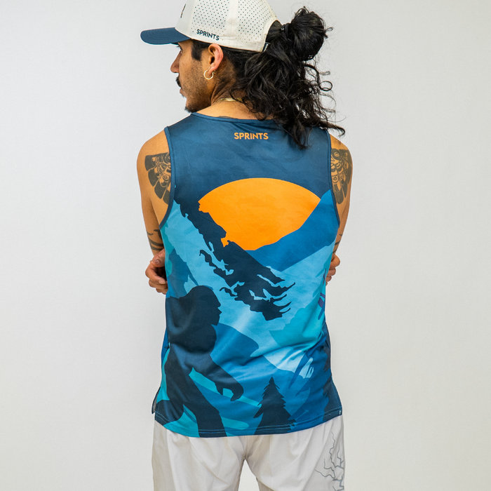 Man wearing the Sasquatch 2.0 Running Tank, close-up
