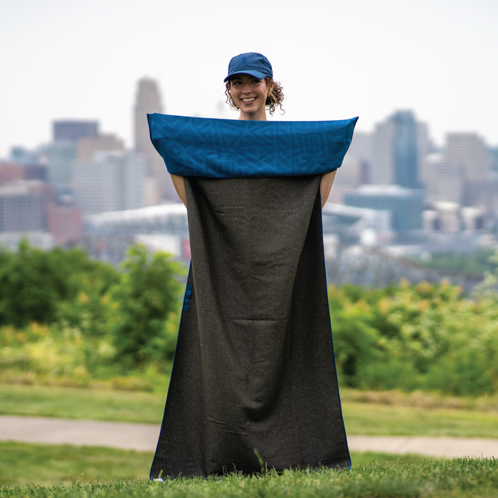 Out & Back Car Seat Cover Towel w/ Snaps