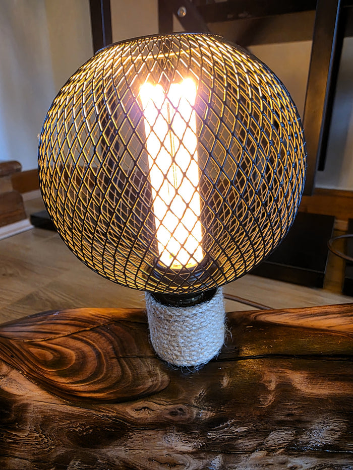 Rustic Wooden Butterfly Lamp – Metal Mesh Globe Table Lamp