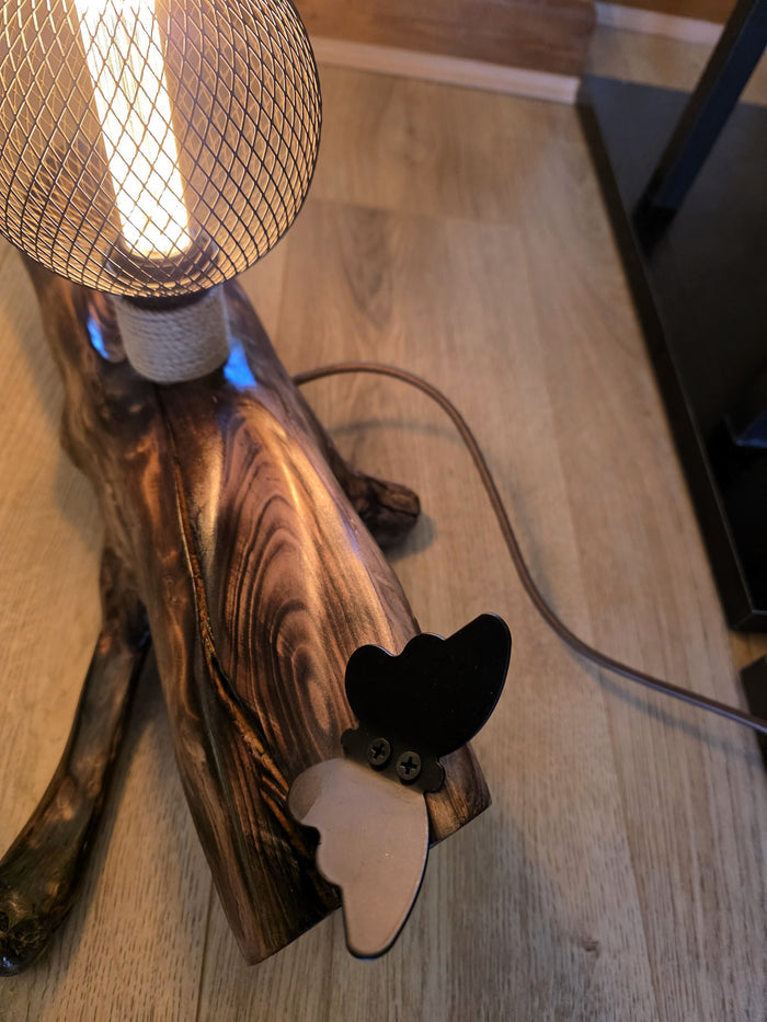 Rustic Wooden Butterfly Lamp – Metal Mesh Globe Table Lamp