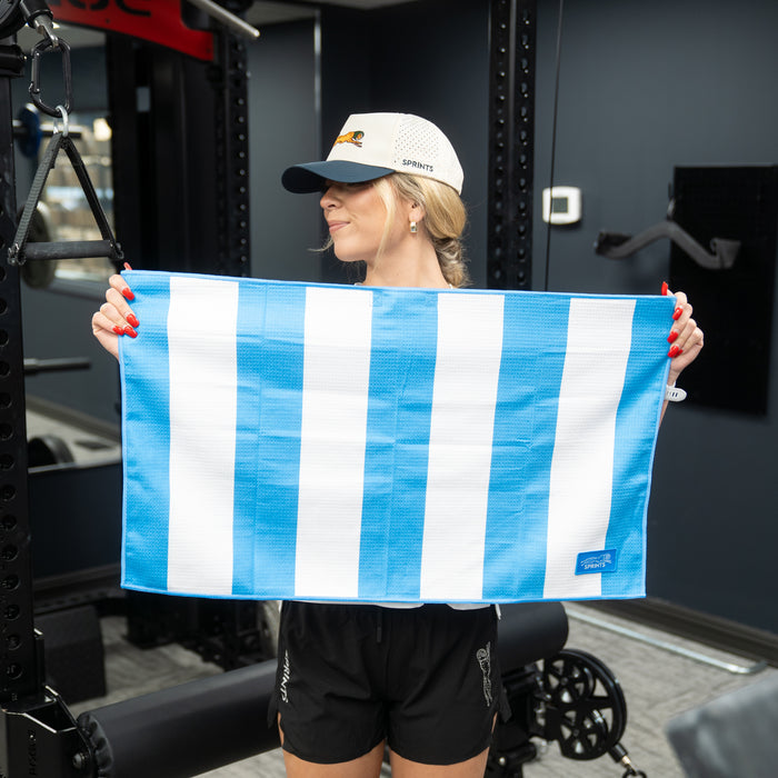 Close-up of the St. Tropez Jet Set Mini Towel