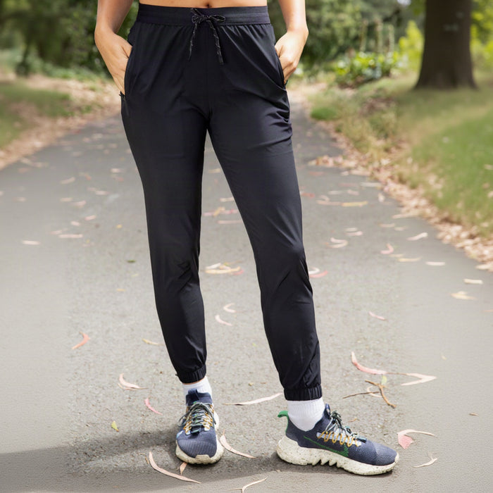 Womens Echelon Jogger - Stealth Black