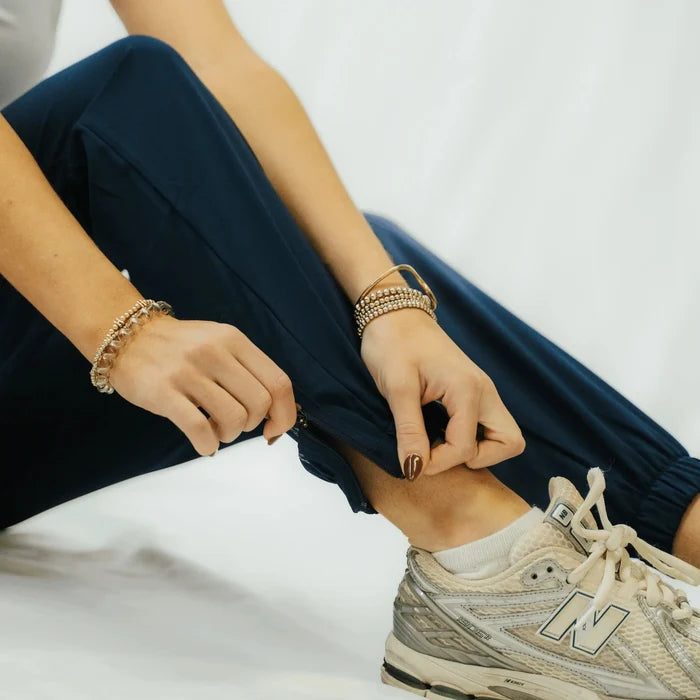 Womens Echelon Jogger - Stealth Navy