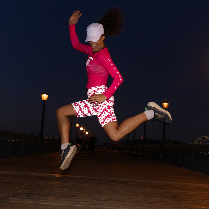 Womens Flexion 8" Compression Short - Shatter Pace Neon Pink Flash Reflective